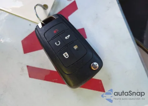 2015 Chevrolet Malibu 2Lt из США, поврежденный, VIN 1G11D5SL8FF177276